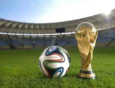 湖人教练压力巨大！，穆古鲁扎遭遇二十持续失利观众掌声雷动